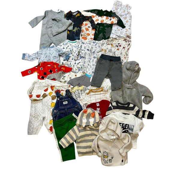 27-Piece Baby Boy Newborn–3–6 Month Clothing Bundle | Hanna Andersson, Baby Gap, - Picture 1 of 5